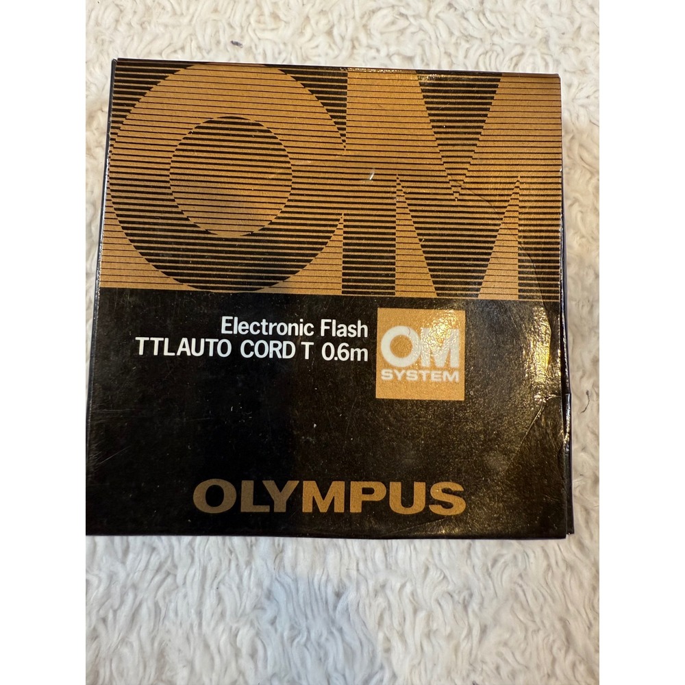 Olympus OM System Electronic Flash TTLAUTO Cord T 0.6m Vintage Camera Accessory